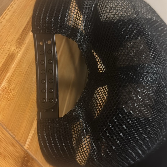 “Broken Trust” Trucker Hat NWOT - Picture 3 of 4